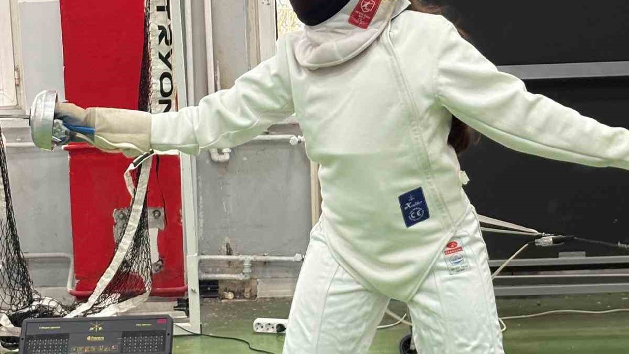 SANKO Okulları Eskrimde 17 madalya kazandı
