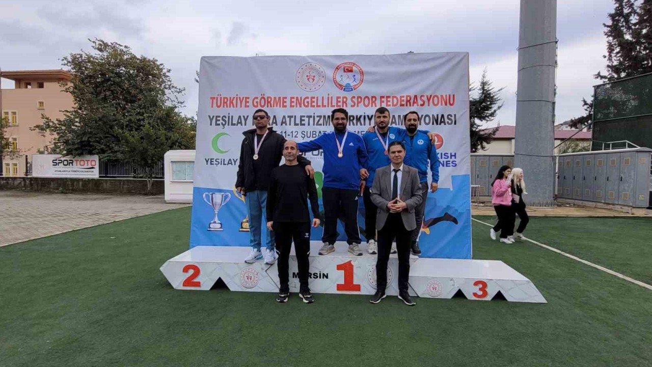 Manisalı Bayram Sönmez zirveyi bırakmadı
