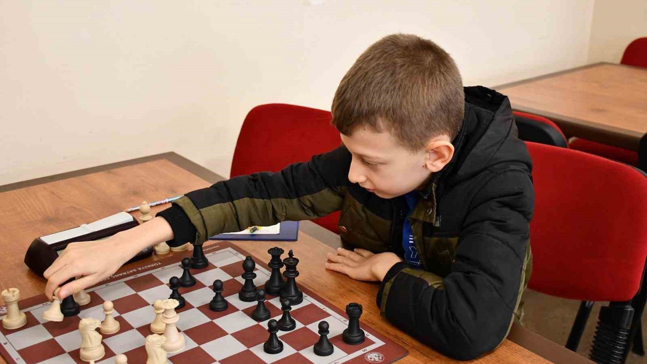 Yarıyıl Satranç turnuvası etkinlikleri tamamlandı
