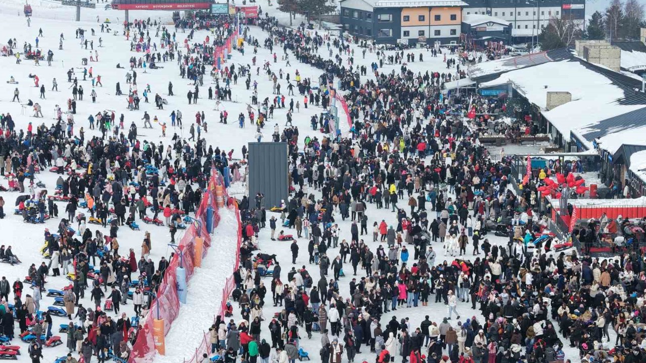 Erciyes her sene rekor kırıyor
