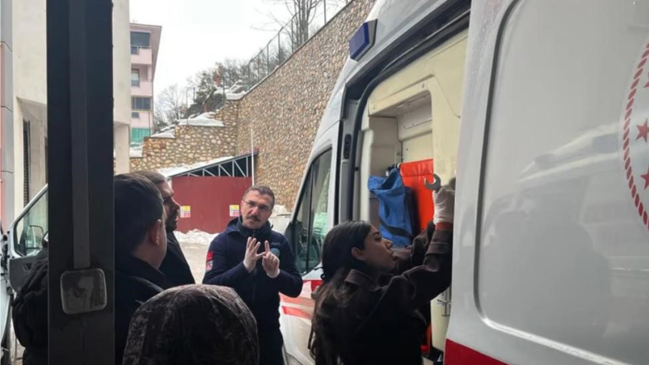 Tunceli’de göreve başlayan personele oksijen tüpü eğitimi  verildi
