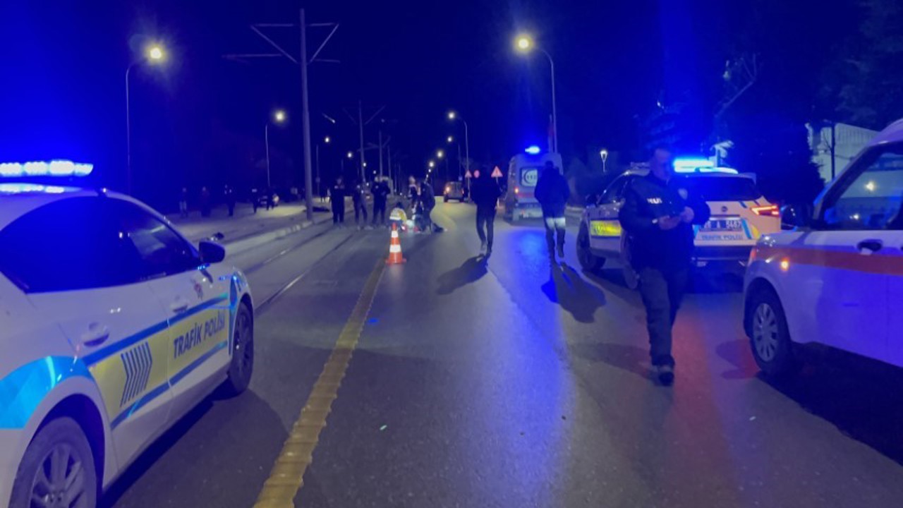 Eskişehir’de 3 kişinin öldüğü kazanın olduğu caddede tedbir alındı
