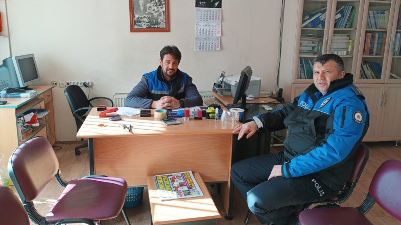 Emniyet güçleri dolandırıcılık ve hırsızlığa karşı bilgilendirme yaptı
