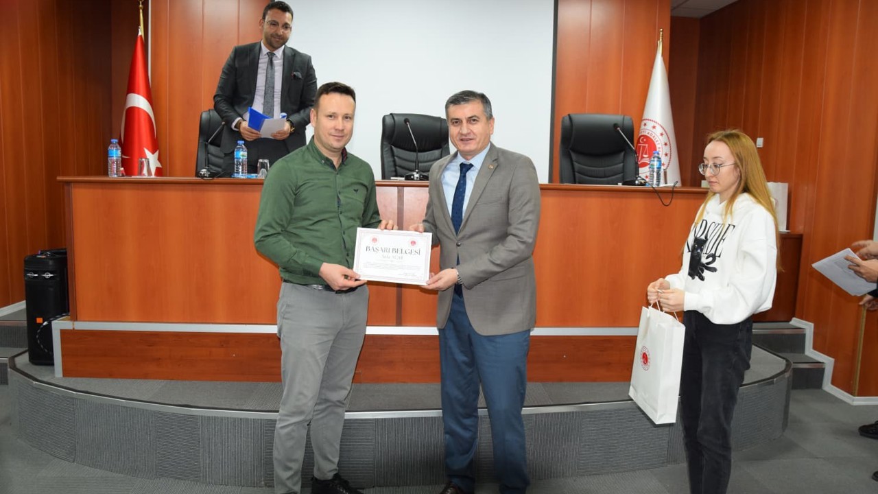 Balıkesir’de uzlaştırmacılara başarı belgesi
