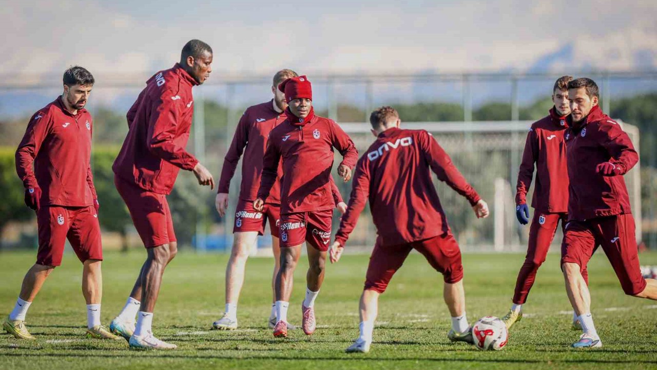 Trabzonspor, Fenerbahçe maçı hazırlıklarını sürdürdü
