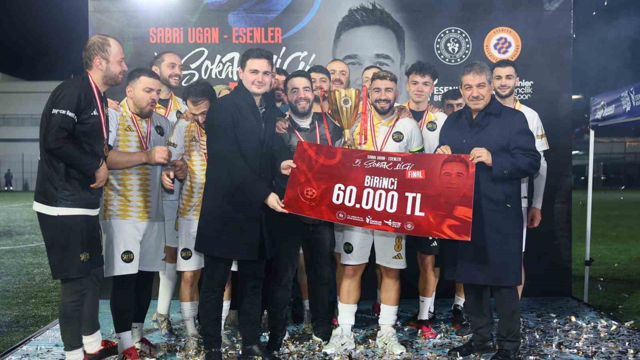 5. Sabri Ugan Esenler Sokak Ligi finalinde Fırat Aydınus düdük çaldı, Emre Tilev anlattı
