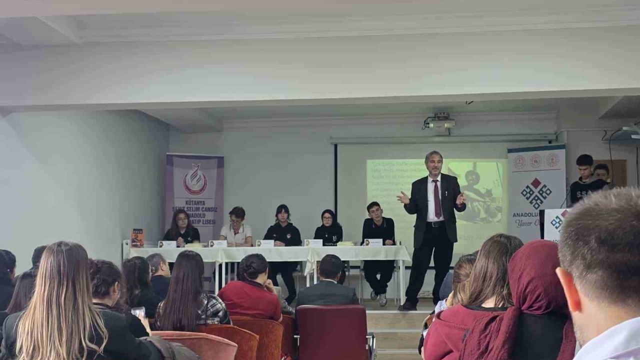 Kütahya’da Sait Faik Abasıyanık il paneli yapıldı
