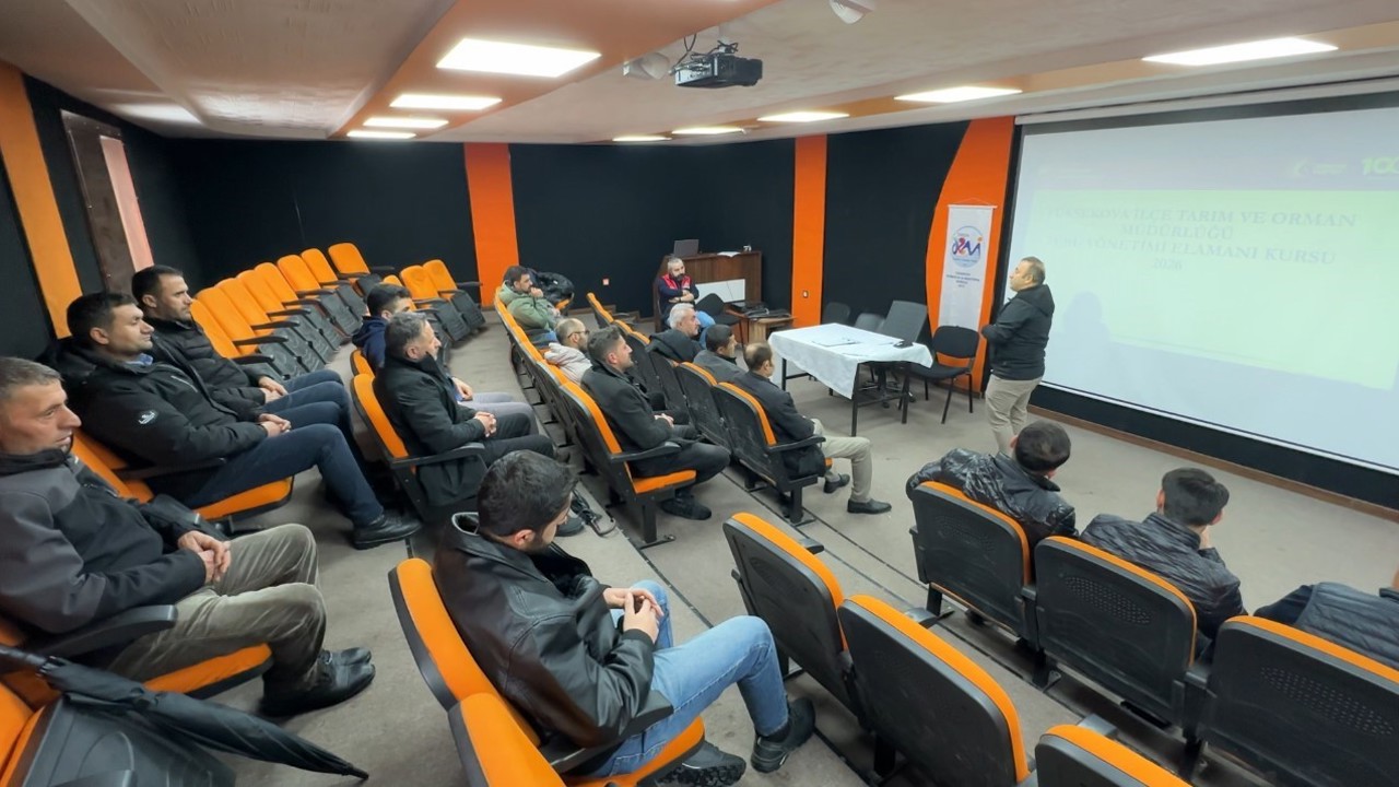 Yüksekova’da 98 yetiştiriciye "sürü yönetimi" eğitimi verildi
