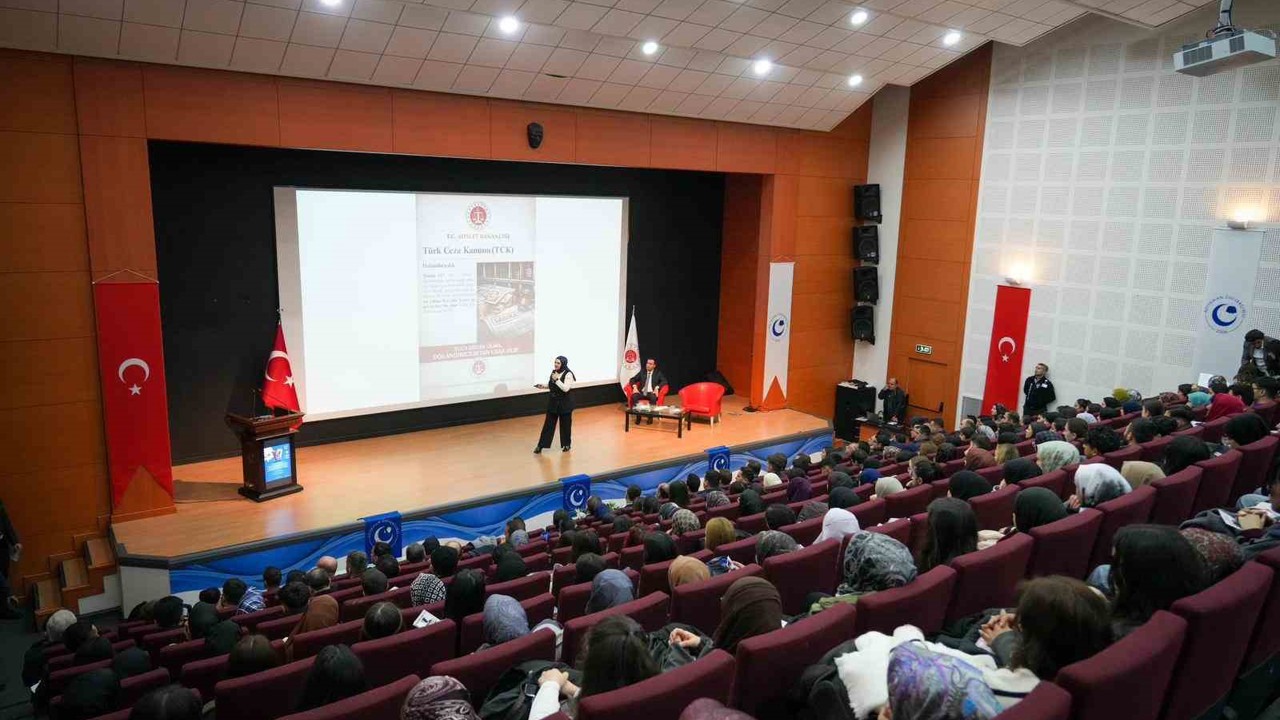 Dolandırıcılık ve kara para ile mücadeleye yönelik farkındalık programı düzenlendi
