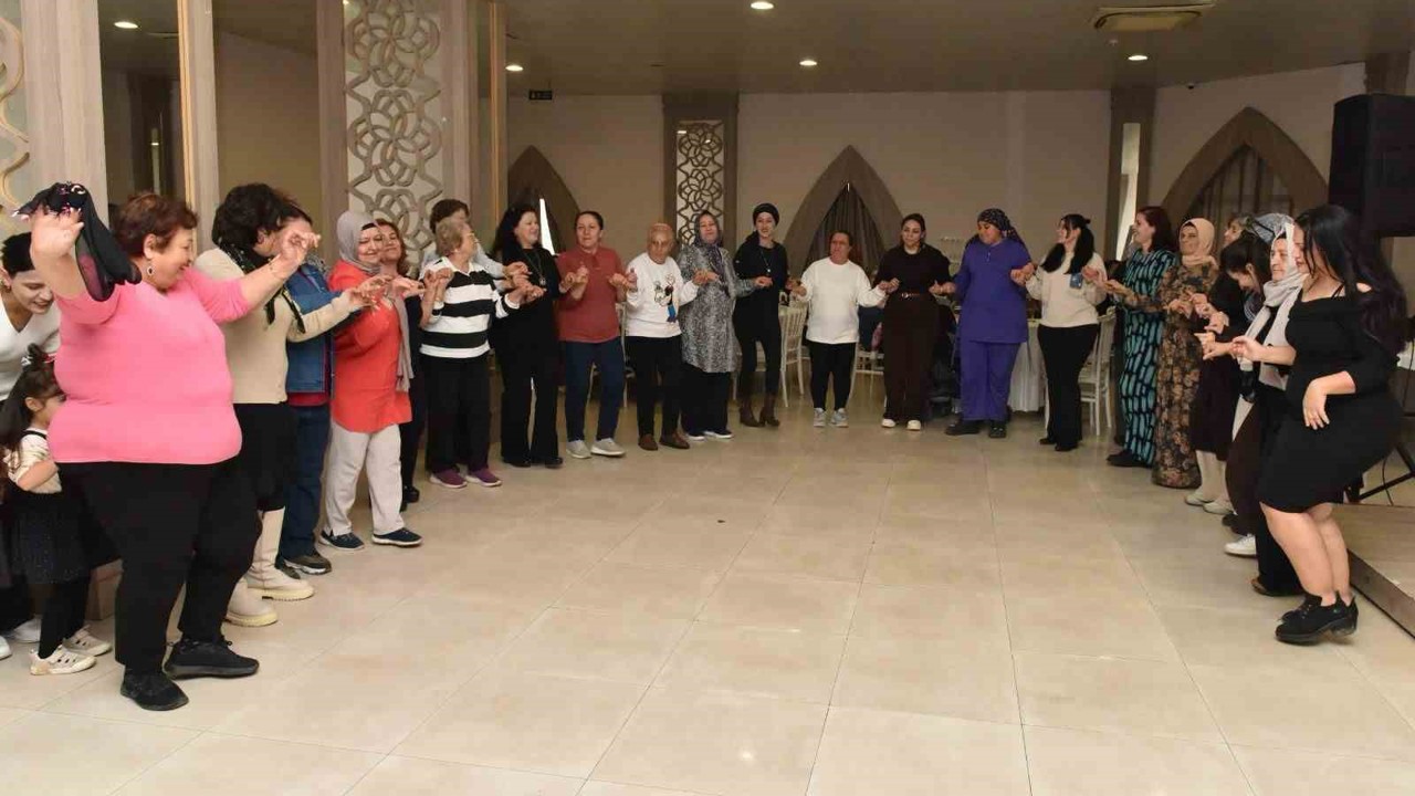 Kepezli hanımlar kadınlar matinesinde buluştu
