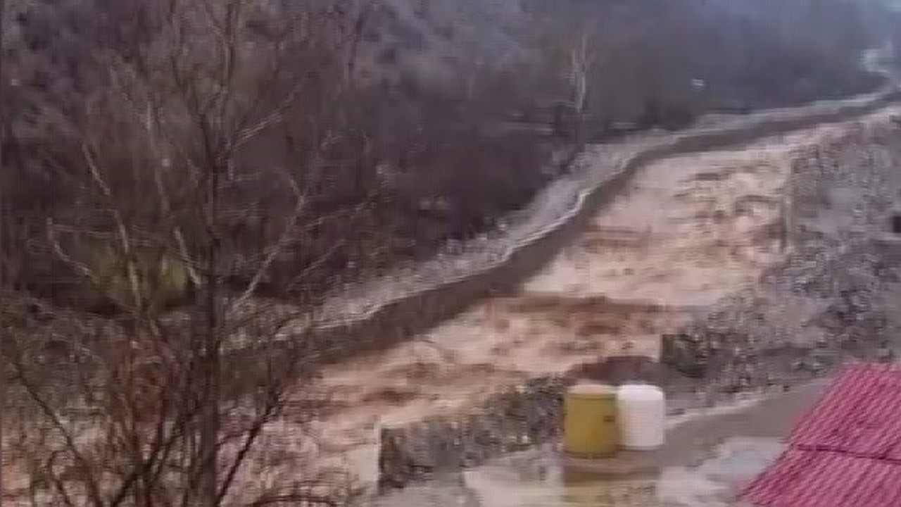 Kayseri’de sağanak sele neden oldu
