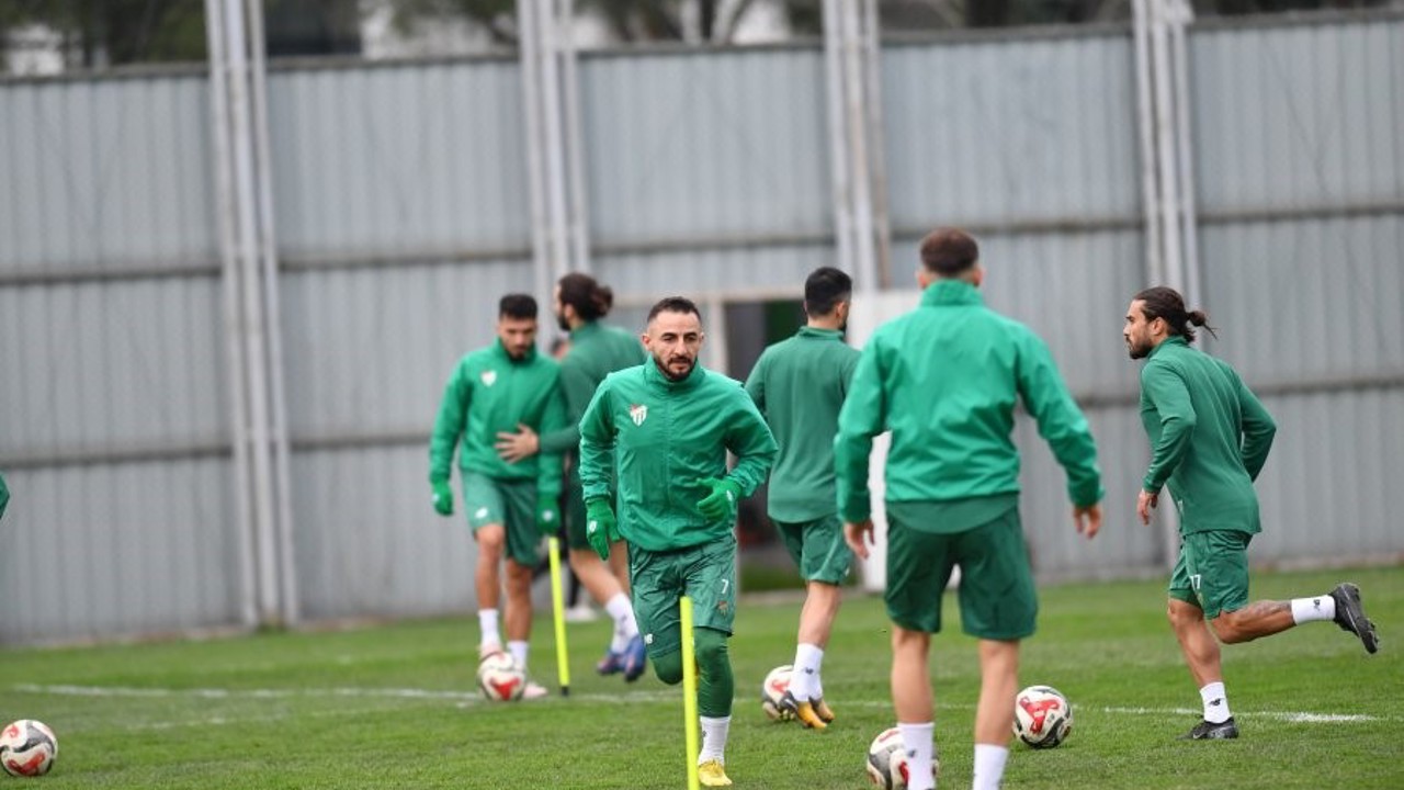 Bursaspor’da Kırklarelispor mesaisi sürüyor
