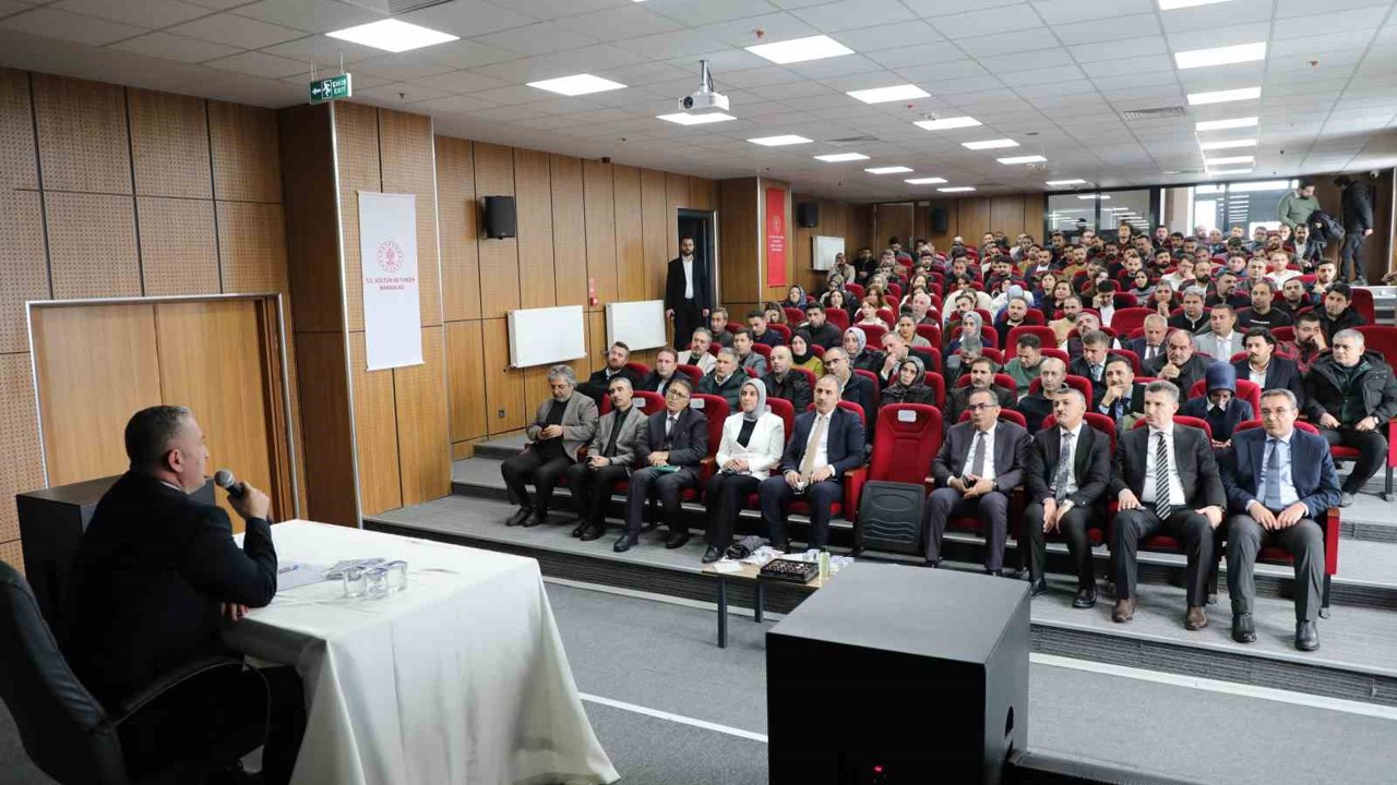 Ağrı Milli Eğitim Müdürü Kökrek, Patnos’ta eğitim çalışmalarını inceledi
