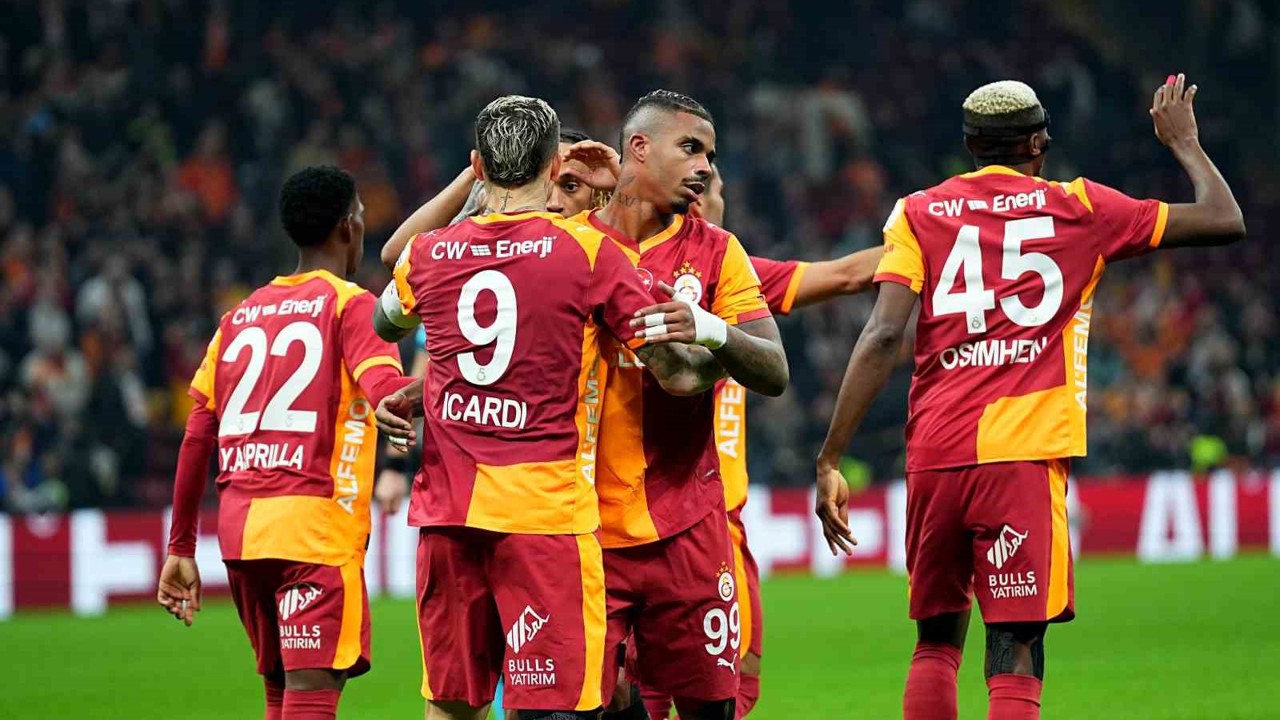 Galatasaray, bu sezon ligde 14. kez 3 ve üstü gol attı
