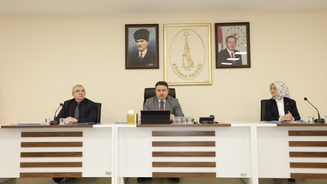 Kadına yönelik şiddet ve çocuk koruma çalışmaları, Kütahya’da çok yönlü olarak değerlendirildi
