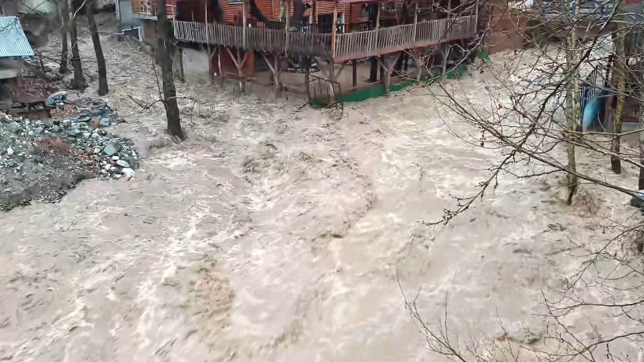 Yahyalı’daki selden yeni görüntüler ortaya çıktı
