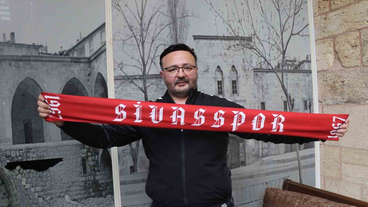 Sevgililer gününde eşini yalnız bırakıp Sivasspor’u seçti
