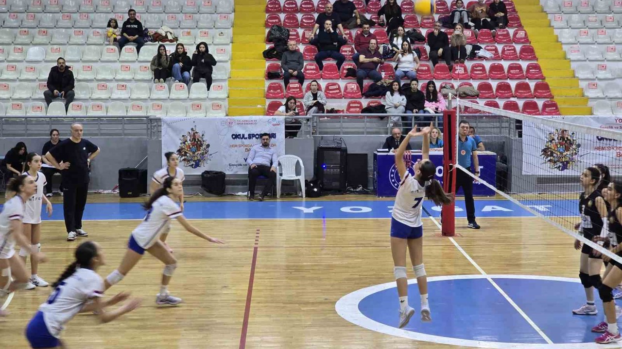 Yıldızlar Kız ve Erkek Türkiye Yarı Final müsabakaları sona erdi
