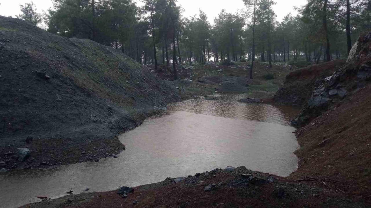 Yağışlı havayla birlikte su dolan çukura düşen 10 yaşındaki çocuk hayatını kaybetti
