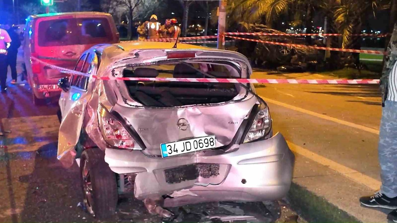 Kartal’da aşırı hız faciaya neden oldu: 2 ağır yaralı
