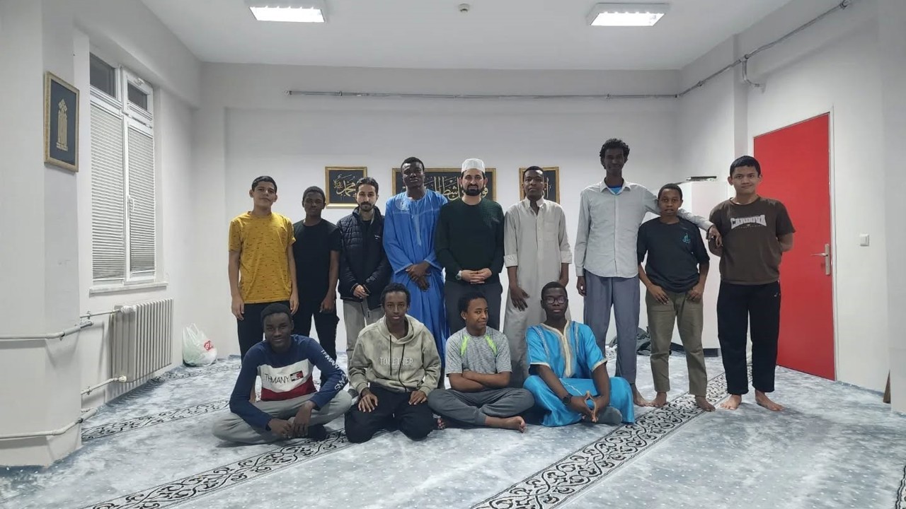 Gençlerden Ramazan’a anlamlı hazırlık
