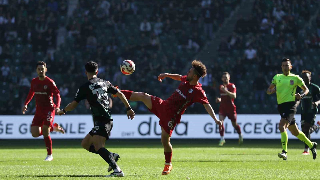 Trendyol Süper Lig: Kocaelispor: 0 - Gaziantep FK: 0 (Maç devam ediyor)
