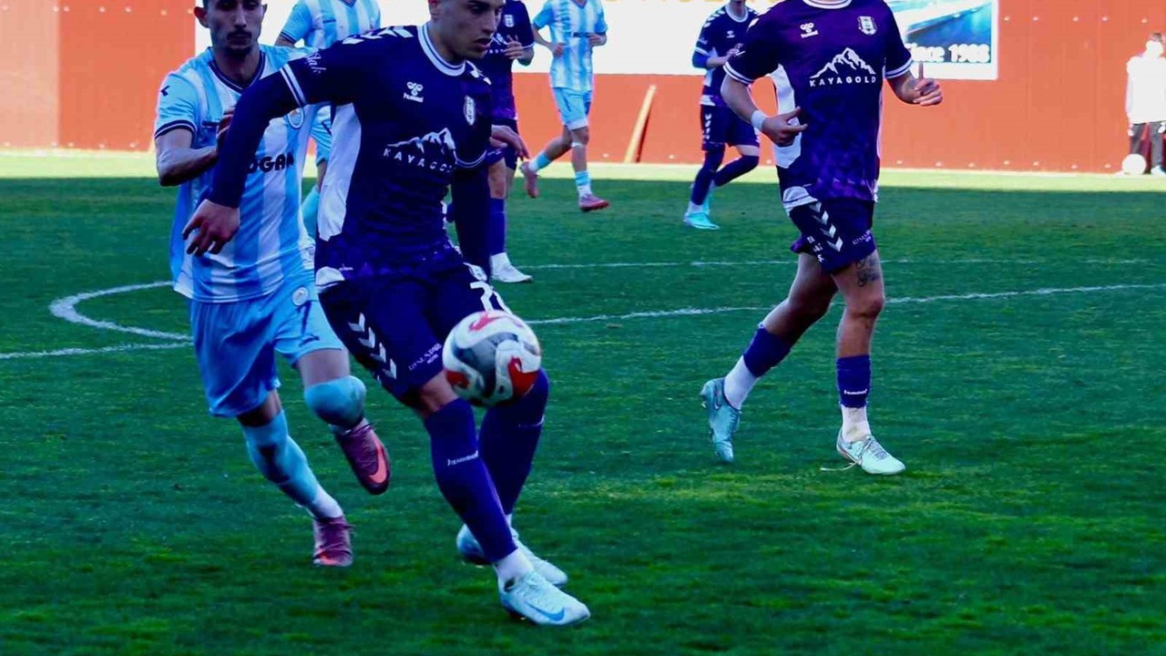 TFF 3. Lig: Pazarspor: 1 - Hopaspor: 1
