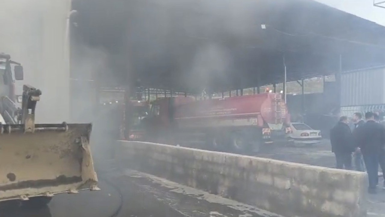 Gaziantep’te biber fabrikasında korkutan yangın
