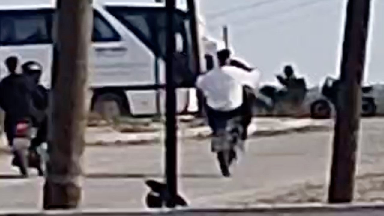 Ehliyeti daimi olarak iptal edildi, 5 bin lira ceza yedi
