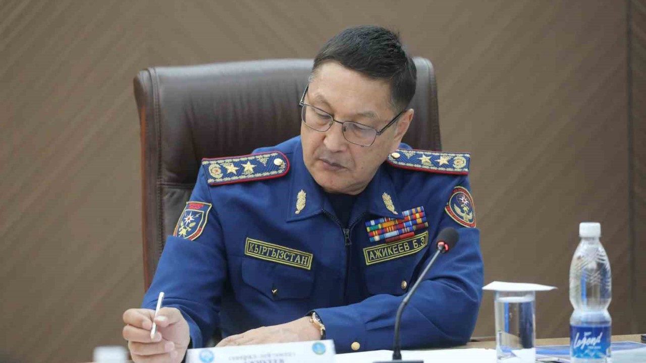 Kırgızistan’da 3 bakan görevden alındı
