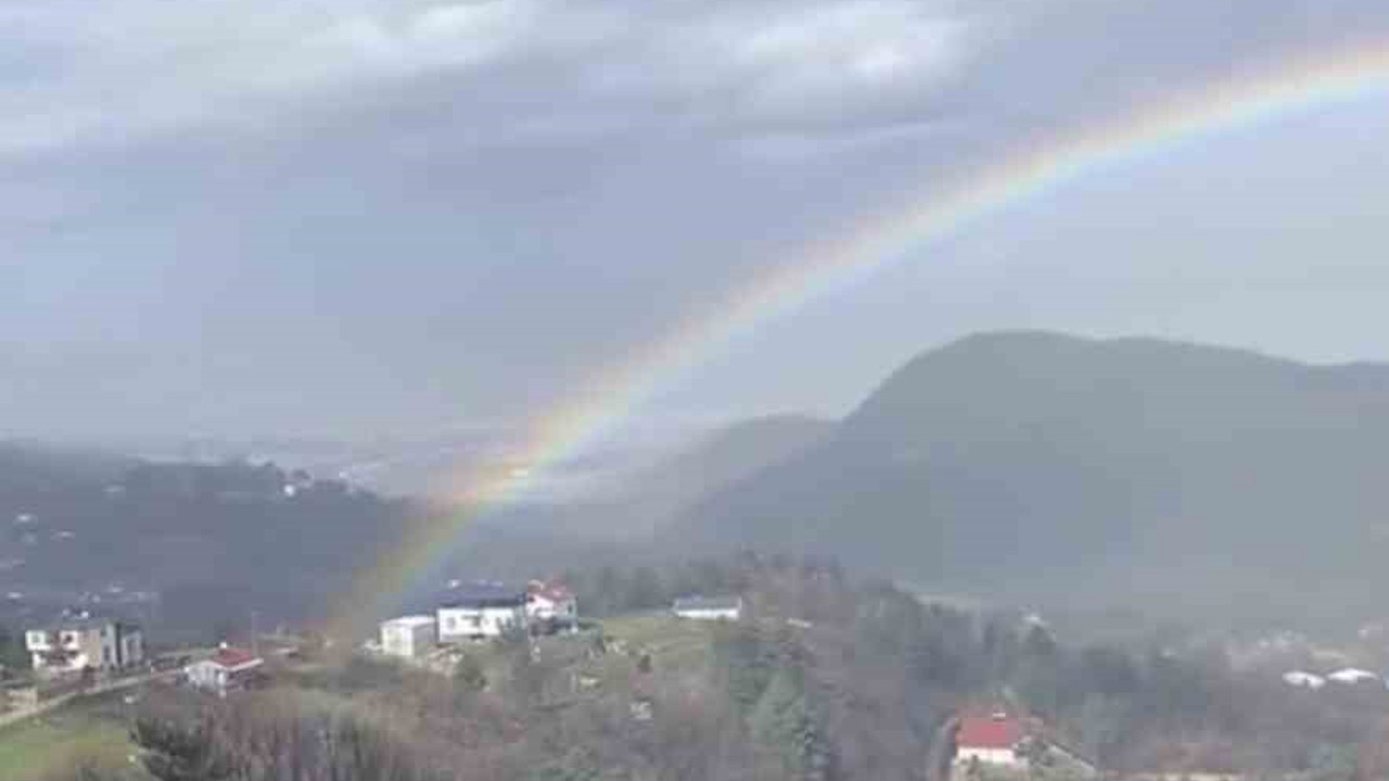 Bursa’da yağmur sonrası gökkuşağı görsel şöleni
