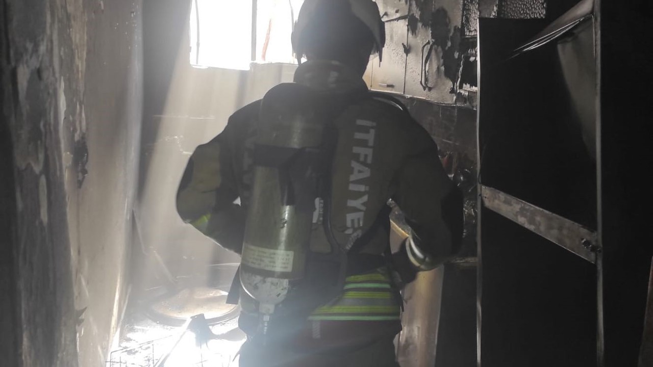 İskenderun’da müstakil ev yangını
