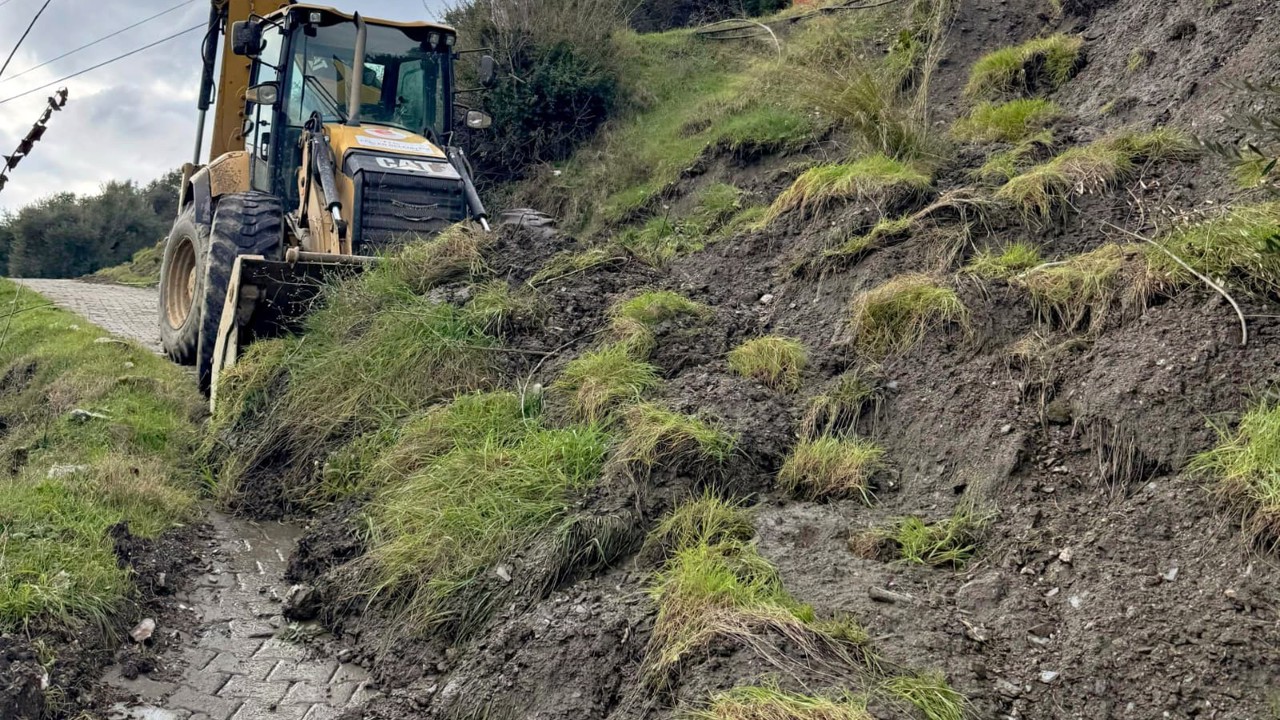 Efeler’de kapanan yollar açılıyor
