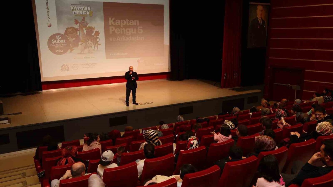 Gebze Belediye Başkanı Büyükgöz, çocuklarla bir araya geldi
