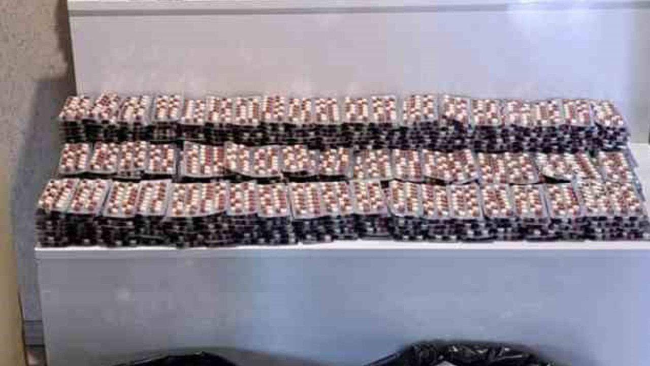 Tokat’ta 55 bin sentetik ecza ele geçirildi
