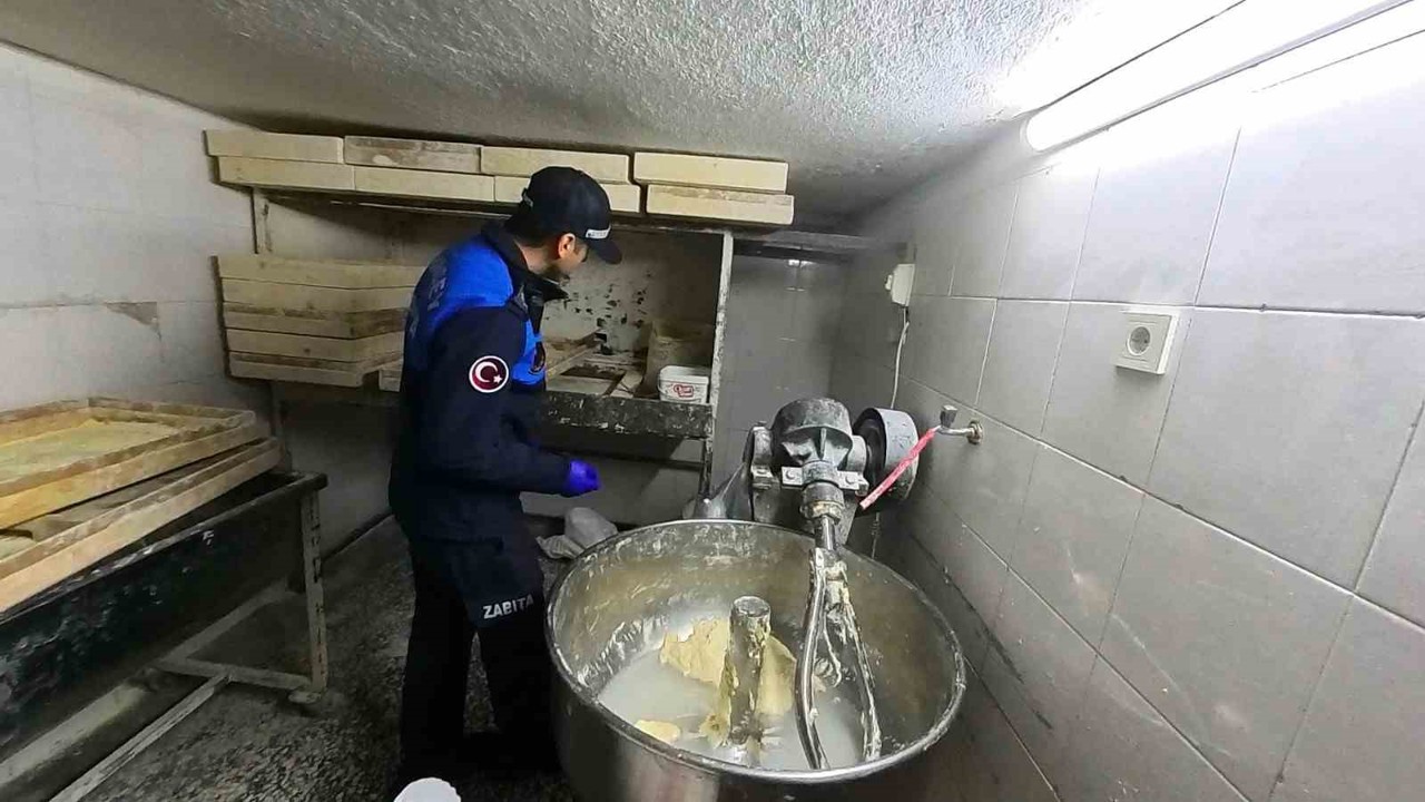 Şahinbey Belediyesi zabıta ekiplerinden Ramazan öncesi denetim
