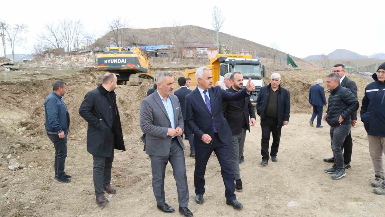 Oltu’da yeni öğretmenevinin temelleri açılıyor
