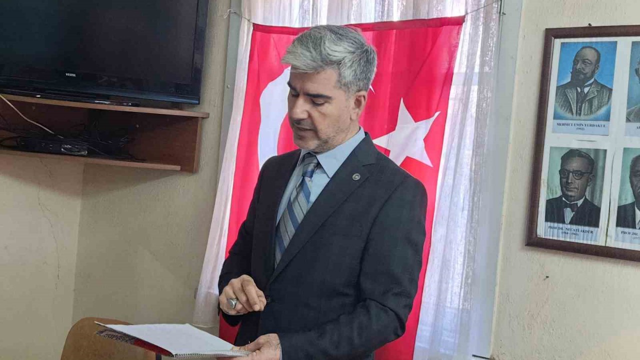 Salihli Türk Ocakları’nda Ednan Aras güven tazeledi
