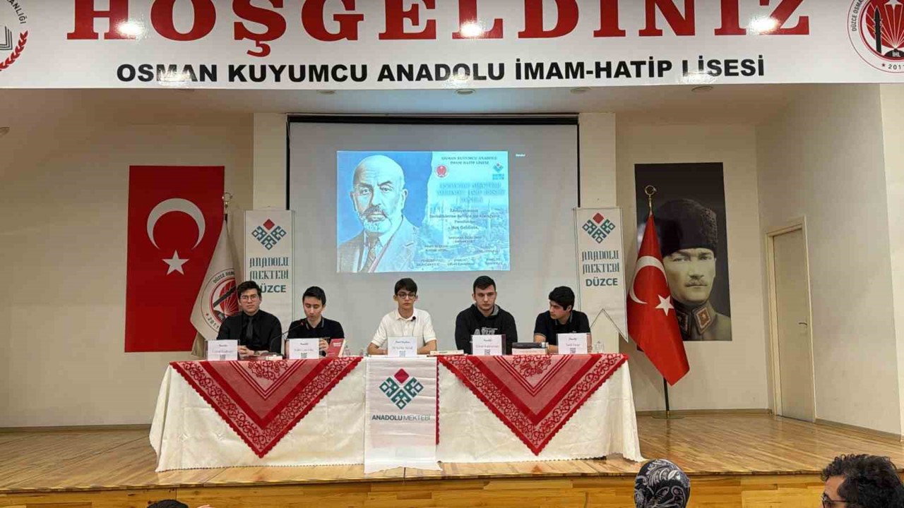 Öğrencilerin gelişimine katkı sunuyor
