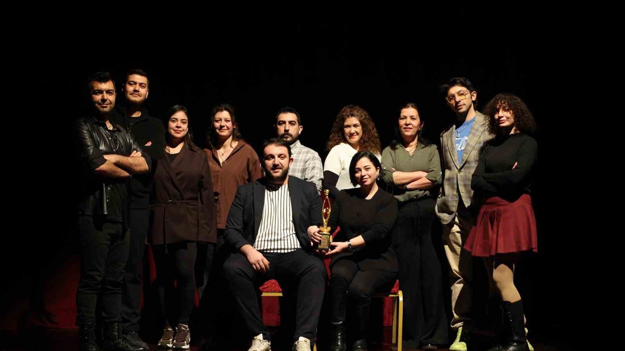 Uluslararası Çocuk Tiyatrosu ödülü Merkezefendi’nin oldu
