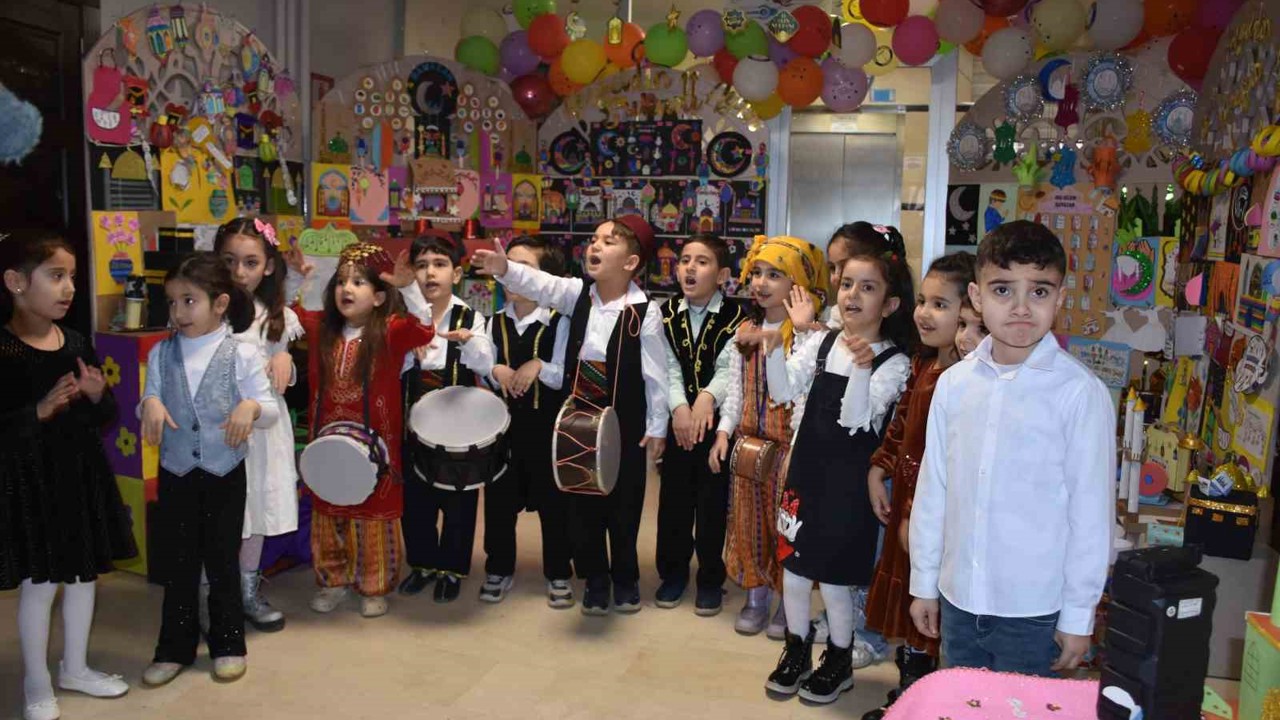 Miniklerin "Hoş Geldin Ramazan" etkinliği göz doldurdu
