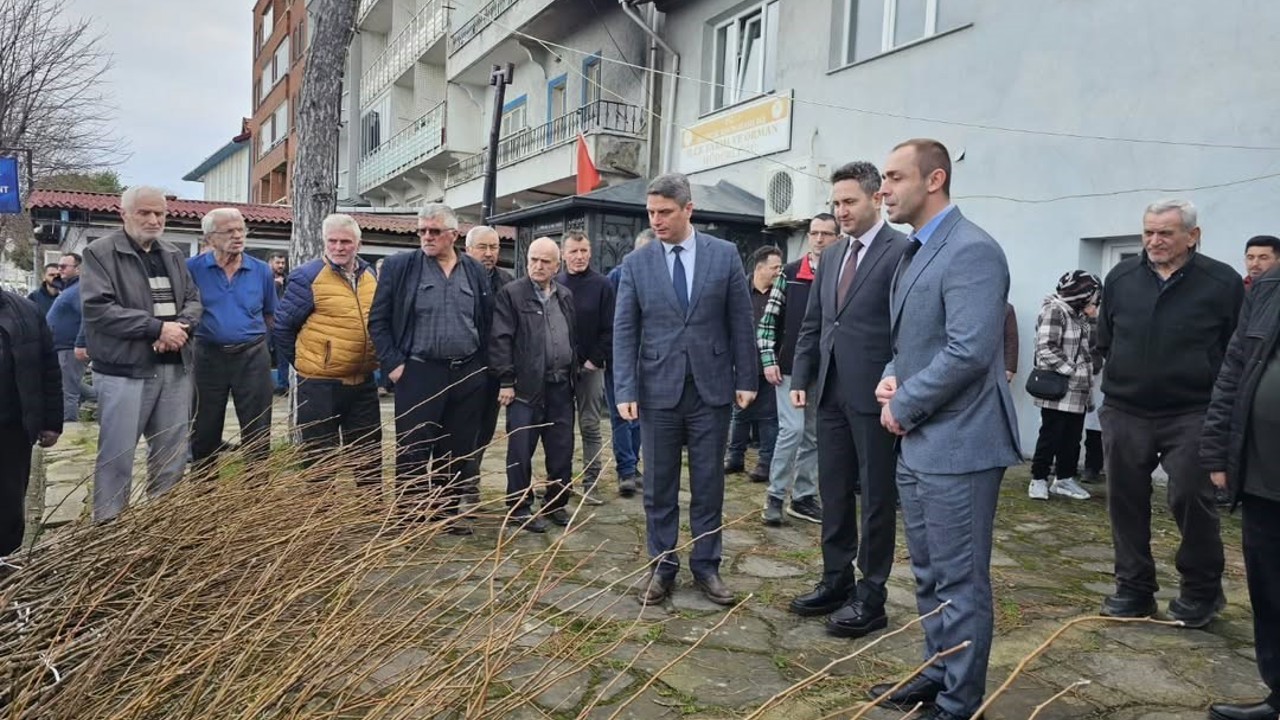 Sinop’ta 900 fırıncık armudu fidanı dağıtıldı
