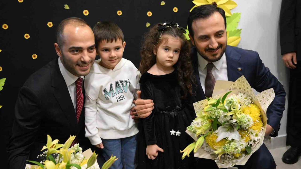 Gaziosmanpaşa’da Anne, Çocuk Merkezi ve Kafesi açıldı
