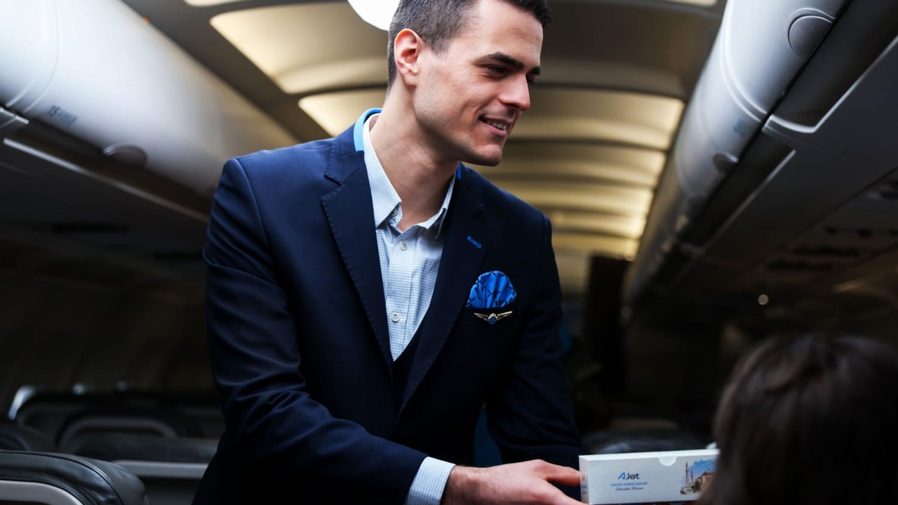 AJet’ten iftar ve sahur ikramı
