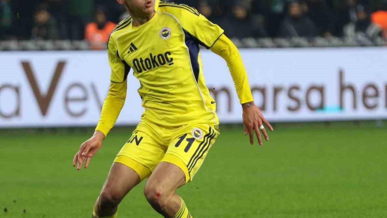 Edson Alvarez ameliyat oldu
