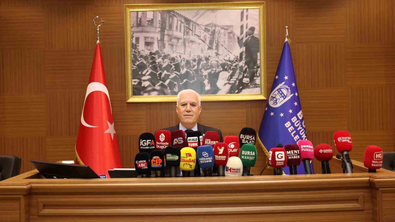 Başkan Bozbey: "Tüm Bursalılara hayırlı Ramazanlar diliyorum"
