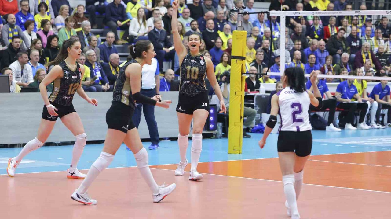CEV Zeren Group Şampiyonlar Ligi: SSC Palmberg Schwerin: 1 - Zeren SK: 3
