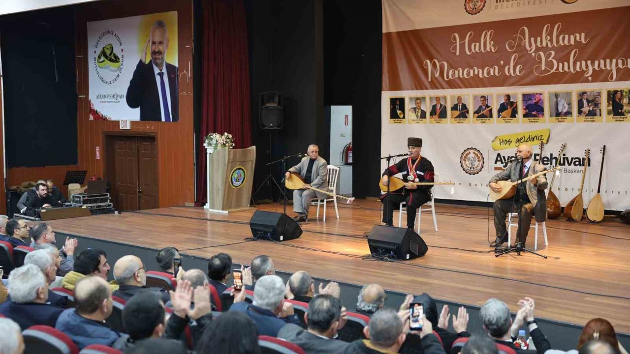 Halk aşıklarından Menemen’de kültür ziyafeti
