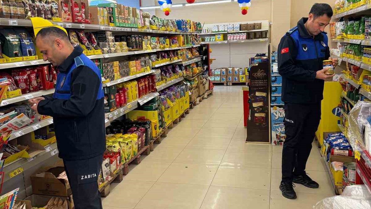 Çameli Belediyesinden Ramazan öncesi marketlere sıkı denetim
