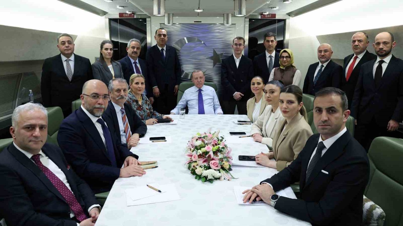 Cumhurbaşkanı Erdoğan: "Avrupa’nın mevcut savunma ve güvenlik mekanizmalarına Türkiye’yi dahil etmesinin vakti çoktan gelmiştir"
